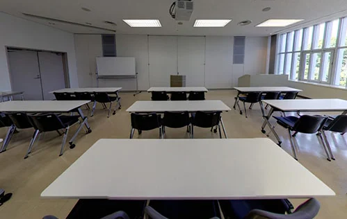 森のホール21の会議室