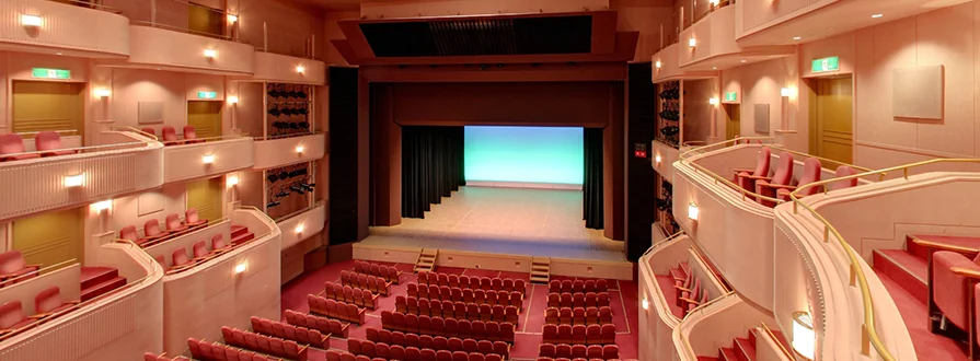 森のホール21　小ホールのステージ